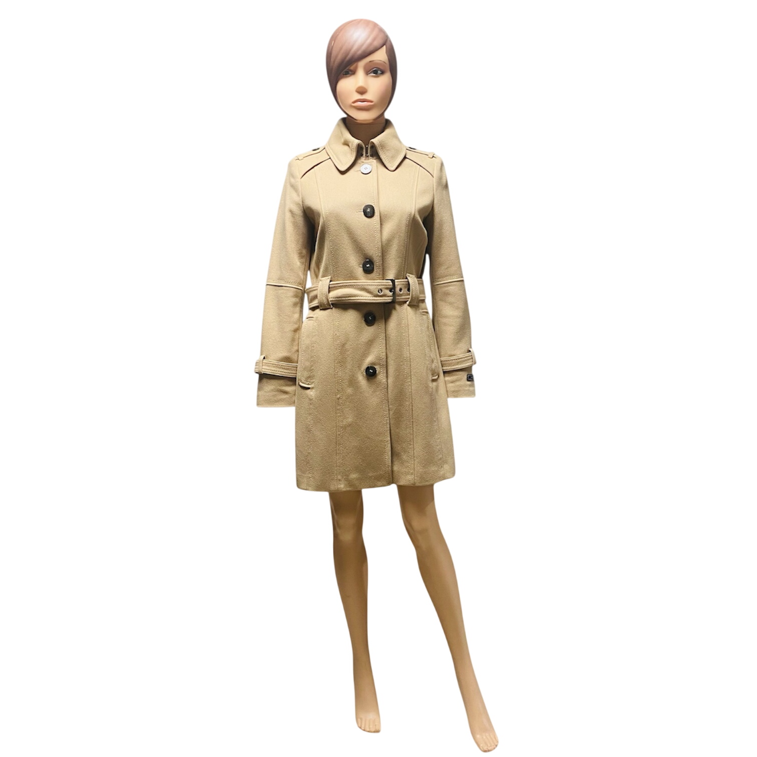 Acheter Manteau femme en beige- Esprit - 38 Très bon état - 45,00 € Manteau femme en beige- Esprit - 38 Très bon état - reconditionné disponible sur Label Emmaüs